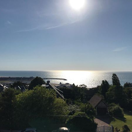 Appartement Avec Vue Imprenable Sur La Mer Trouville-sur-Mer Zewnętrze zdjęcie